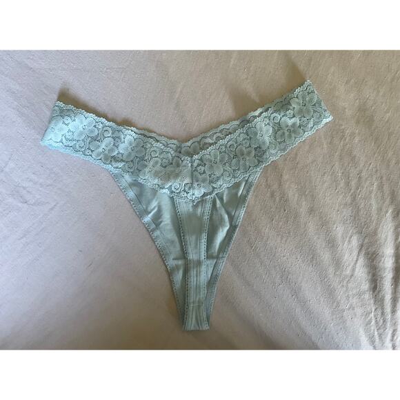 NoS Maidenform Bodymates M 7 Blue Lace Thong String Bikini Panties Underwear - Picture 2 of 4